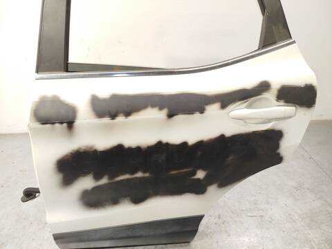 Foto 4ª: Puerta Trasera Izquierda Nissan Qashqai 1.6 DCI ALL MODE 4X4-I 130CV 96KW [R9M414] (2017)