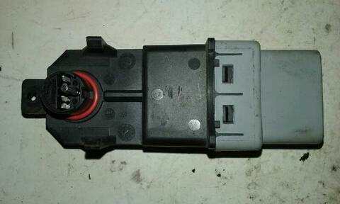 Foto 2ª: Centralita Motor ECU Peugeot 207 CONFORT 73CV 54KW [KFV] (2006)