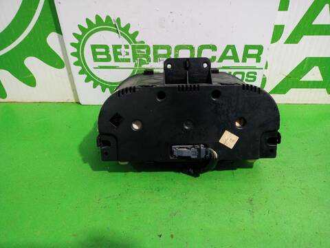 Foto 3ª: Cuadro de Instrumentos Ford Fiesta FUN 68CV (2001)