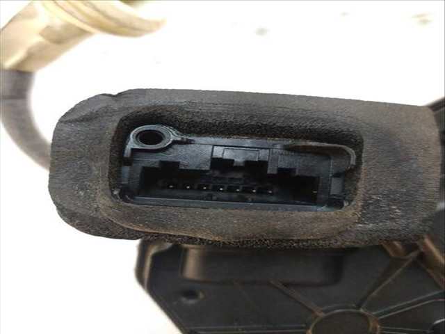 Foto 2ª: Cerradura Puerta Delantera Izquierda Volkswagen Golf 1.6 TDI 105CV (2012)