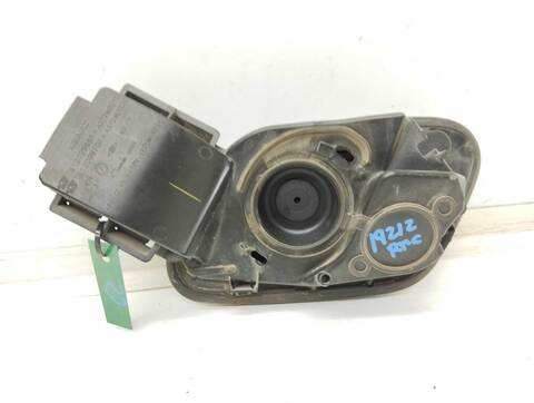 Foto 2ª: Tapa Exterior Combustible Renault Scenic BLACK EDITION 140CV 103KW IV [H5H B4] (2020)