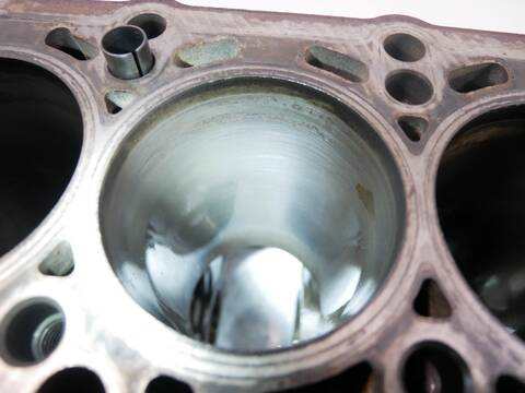 Foto 3ª: Bloque Motor Volkswagen Golf 90 CV 66KW [BXF] (2007)