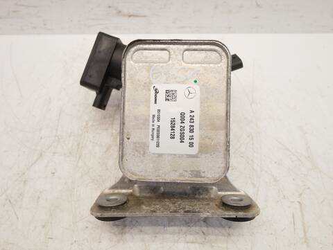 Radiador Aceite Mercedes EQB 292 CV 215KW