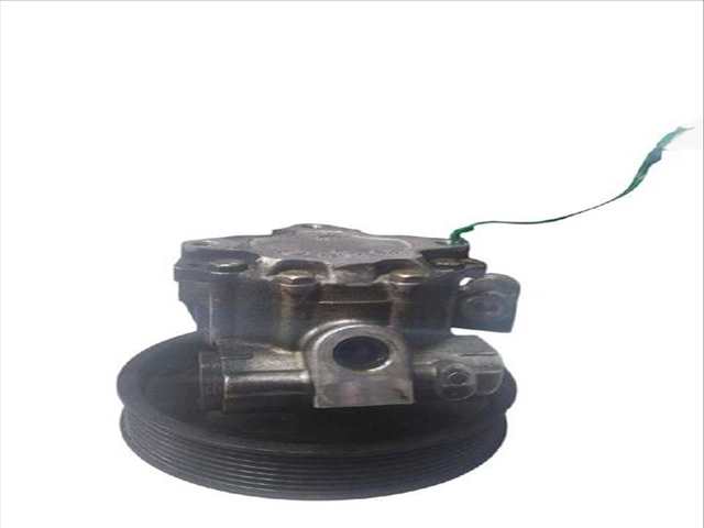 Bomba de Direccion Mercedes Clase C 160 C 180 KOMPRESSOR 203.746) 143CV