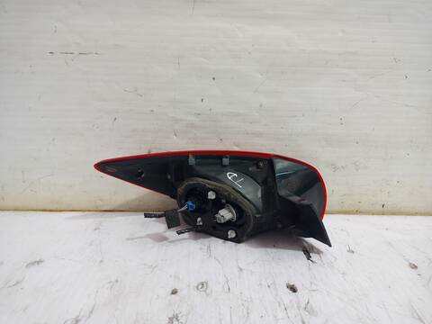 Foto 2ª: Piloto Trasero Derecho Mazda 3 CENTER-LINE 150CV 110KW [SHY6, SHY4] (2014)