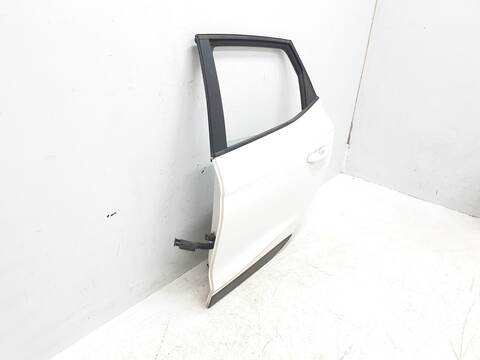 Foto 3ª: Puerta Trasera Izquierda Seat Arona 1.0 TSI STYLE (2020)