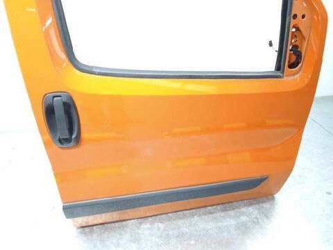 Foto 3ª: Puerta Delantera Derecha Peugeot Bipper 1.3 16V HDI FAP 75CV 55KW [199A9000] (2014)