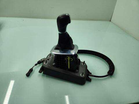 Palanca de Cambio Volkswagen Polo ADVANCE 90CV 66KW