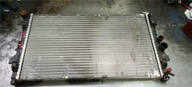 Foto 3ª: Radiador Motor Mercedes Vito 109 CDI [OM 646.980]