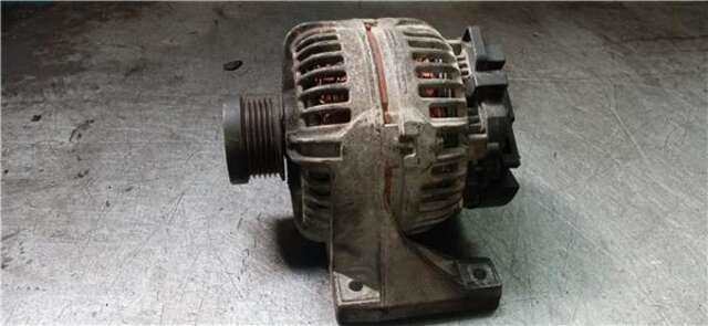 Foto 2ª: Alternador Volvo XC 90 2.4 D MOMENTUM GEARTRONIC (5 ASIENTOS) [2.4 LTR. - 120 KW DIESEL CAT] [D5244T5]