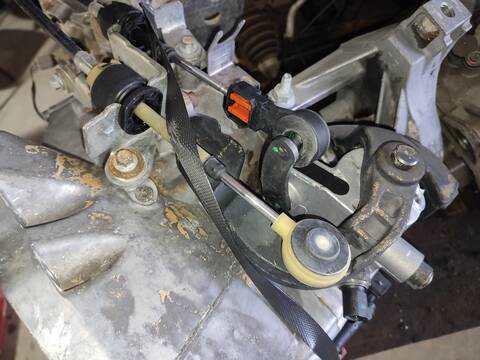 Foto 3ª: Caja Cambios Ford C Max VERSION INDEFINIDA CB7)