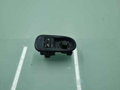 Botonera Elevalunas Renault Master L3H2 HKA 3 5T 125CV 92KW