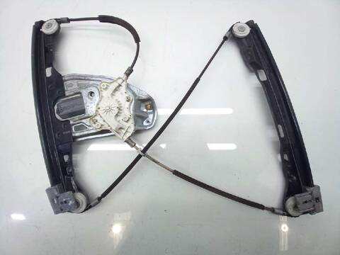 Foto 2ª: Elevalunas Eléctrico Delantero Derecho Mercedes Clase C 160 C 220 CDI 203.706) COUPE 143CV 105KW [OM611962] (2002)