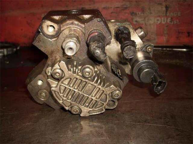 Foto 3ª: Bomba Inyeccion Mitsubishi Carisma 1.9 DI-D (DA5A) [F9Q1]