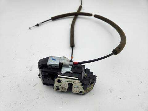 Foto 3ª: Cerradura Puerta Trasera Izquierda Nissan Qashqai ACENTA 131CV 96KW [R9M] (2017)