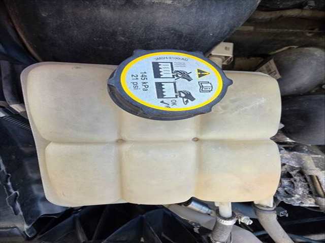 Deposito Expansion Ford Focus AMBIENTE 105CV 77KW
