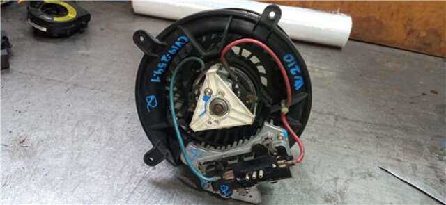 Foto 3ª: Ventilador de Calefacción Mercedes Clase E 180 E 300 D (210.020) [OM 606.912]