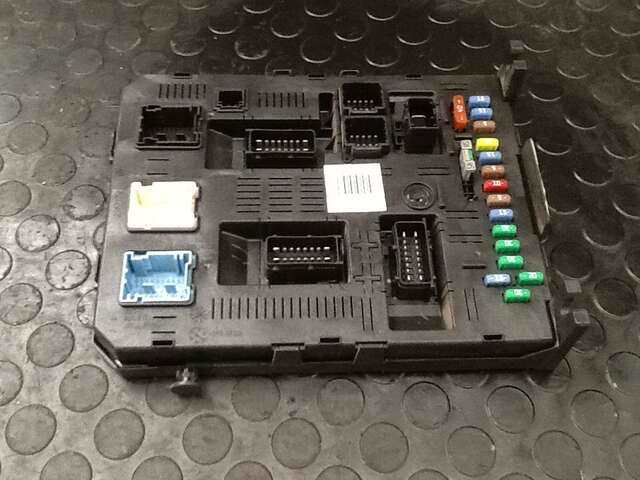 Centralita Confort BSI Peugeot 307 1600 HDI90CV/66KW