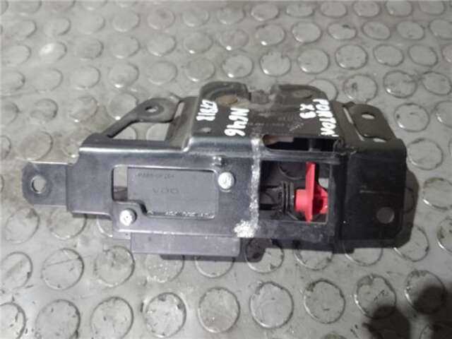 Foto 1ª: Cerradura Maletero Portón Bmw X3 2.0 D 16V CAT [M47 D20 (204D4)]
