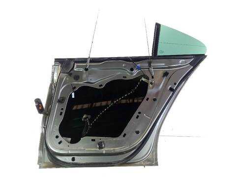 Foto 3ª: Puerta Trasera Derecha Volkswagen Passat DIESEL (2010)