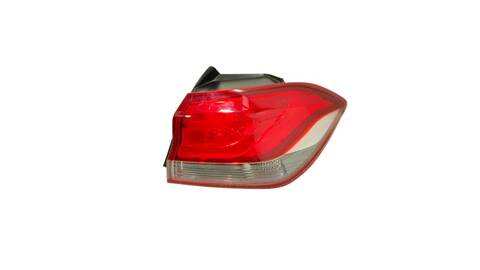 Piloto Trasero Derecho Hyundai i30 TECNO 1 CRDI CAT 1582 CM3) 116CV