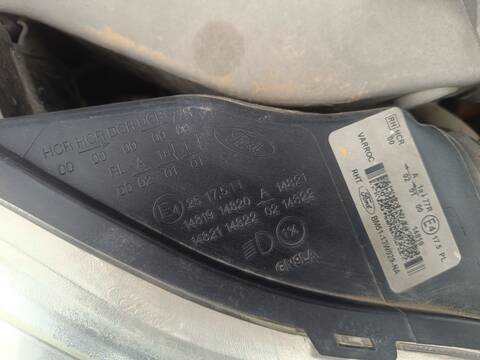 Foto 2ª: Faro Derecho Ford Focus TREND 125CV 92KW (2014)