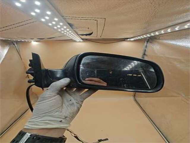 Retrovisor Derecho Peugeot 307 1.6 XR [1.6 LTR. - 80 KW 16V CAT (NFU - TU5JP4)]