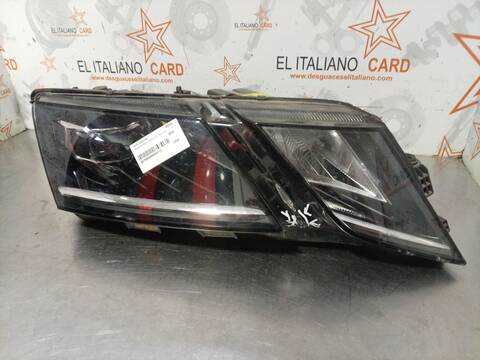 Faro Derecho Skoda Octavia SCOUT 4X4 150CV 110KW