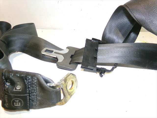 Foto 3ª: Cinturón Trasero Central Volvo S40 1.6 G 1996-2003 [B4164S] (1998)