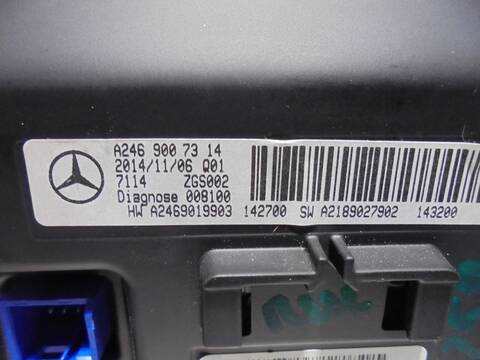 Foto 4ª: Pantalla Multifuncion Mercedes Clase C 160 CLA 220 CDI 117.303) 177CV 130KW [651930] (2015)