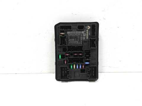 Foto 1ª: Caja Reles Fusibles Dacia Sandero H4DF4 (2024)