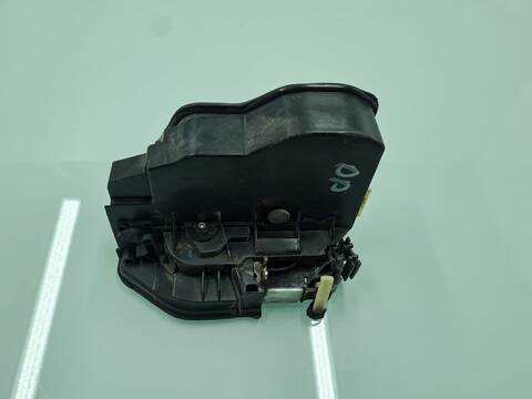 Cerradura Puerta Delantera Derecha Bmw Serie 1 114 118D 143CV 105KW