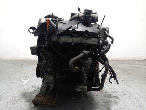 Foto 2ª: Despiece Motor Volkswagen Transporter 1.9 TDI 105CV 77KW FURGONETA [AXB] (2005)