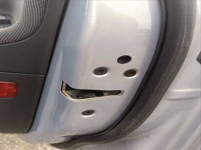 Cerradura Puerta Delantera Derecha Ford Focus TREND 125CV 92KW