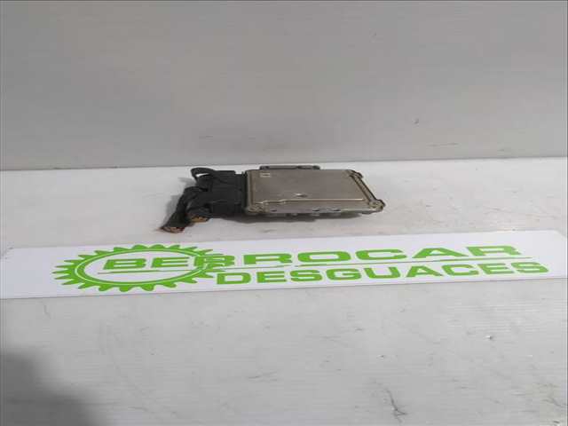 Foto 3ª: Centralita Motor ECU Hyundai i30 1.6 CRDI 90CV 66KW [D4FB] (2010)