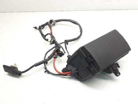 Caja Reles Fusibles Volkswagen Golf BASIS 4MOTION BLUEMOTION 184CV 135KW