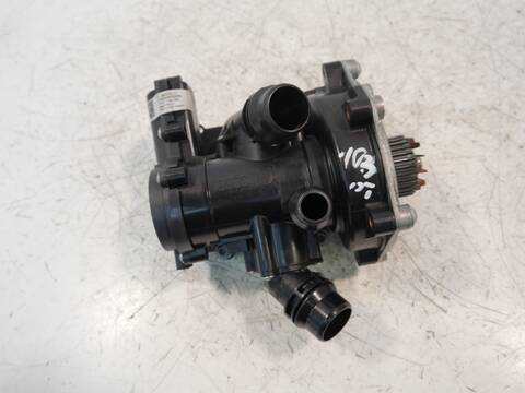 Foto 1ª: Bomba de Agua Audi A6 299 - 367 CV [DRYA, DRY] (2021)