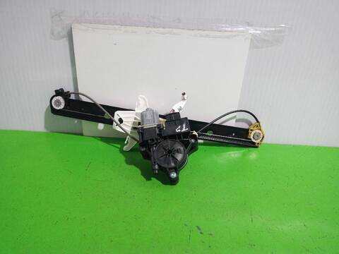 Foto 3ª: Elevalunas Manual Trasero Derecho Volkswagen T-Cross ADVANCE 95CV [DKLA  DUSB  CHZL  DL] (2016)