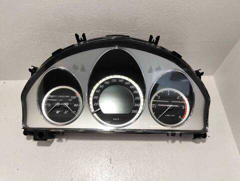 Cuadro de Instrumentos Mercedes Clase C 160 VERSION INDEFINIDA