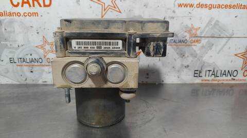 Foto 2ª: Abs Renault Trafic DOBLE CABINA L1H1 2 9T CONFOR 114CV 84KW CAJA CERRADA [M9R A6] (2012)