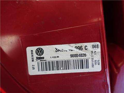 Foto 3ª: Piloto Trasero Derecho Volkswagen Passat 1.6 TDI BERLINA 105CV 77KW [CAYC] (2011)