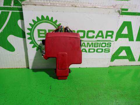 Foto 3ª: Caja Reles Fusibles Citroen C4 EXCLUSIVE PICASSO 109CV 80KW [9HZDV6TED4] (2008)