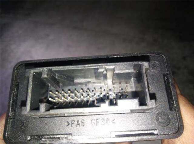 Foto 3ª: Centralita Motor ECU Audi A3 1.6 ATTRACTION [1.6 LTR. - 81 KW TDI] [CXX]