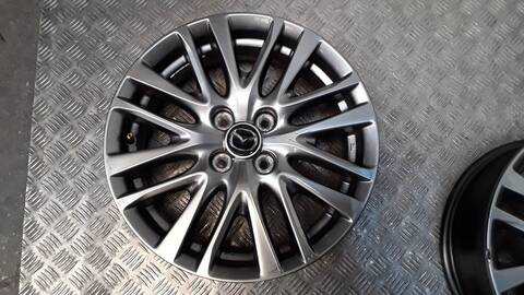 Foto 2ª: Juego LLantas Mazda 2 1.5 SKYACTIV-G HATCHBACK 90CV 66KW [P5] (2021)