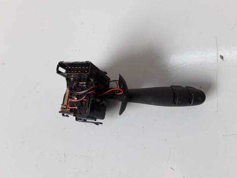 Foto 2ª: Mando Luces Renault Laguna AUTHENTIQUE 1.9 DCI DIESEL FAP CAT 110CV (2001)