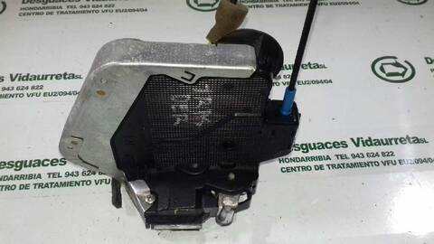 Foto 2ª: Cerradura Puerta Trasera Derecha Lexus IS 2.2 D-CAT 177CV 130KW [2ADFHV] (2006)