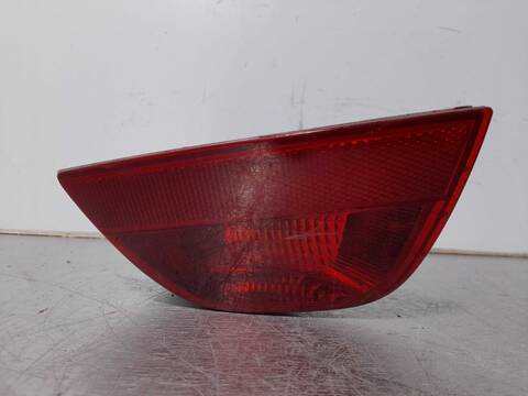 Faro Antiniebla Trasero Izquierdo Ford Focus AMBIENTE D) BERLINA 115CV 85KW