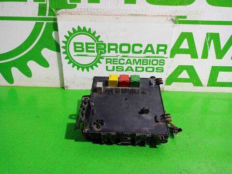 Caja Reles Fusibles Opel Vectra GTS 125CV