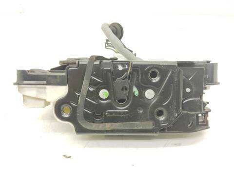 Foto 4ª: Cerradura Puerta Delantera Izquierda Volkswagen Polo 1.6 TDI 90CV 66KW [CAY] (2012)
