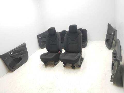 Foto 2ª: Juego Asientos Completos Renault Clio 0.9 TCE 90CV [H4B408] (2012)